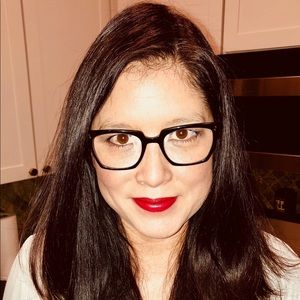 Meet your Posher, Malia